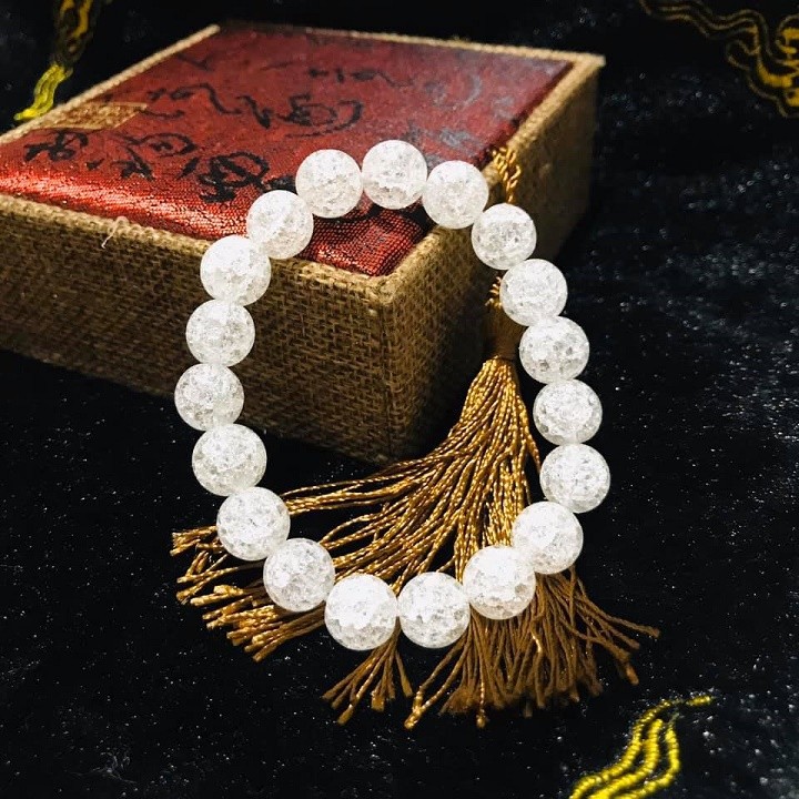 VÒNG TAY PHONG THỦY ĐÁ BỌT TUYẾT TRẮNG 10LY