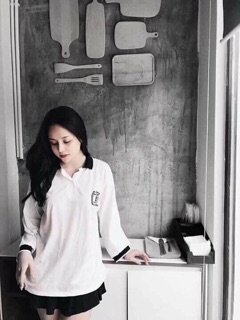 Áo thun tay loe cổ bẻ