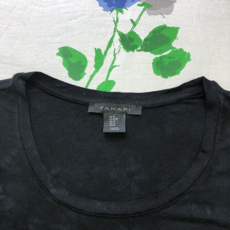 Áo Thun Nữ Tahari Cotton Lụa Loang Đen / Loang Xanh Cổ Thuyền Tay Ngắn