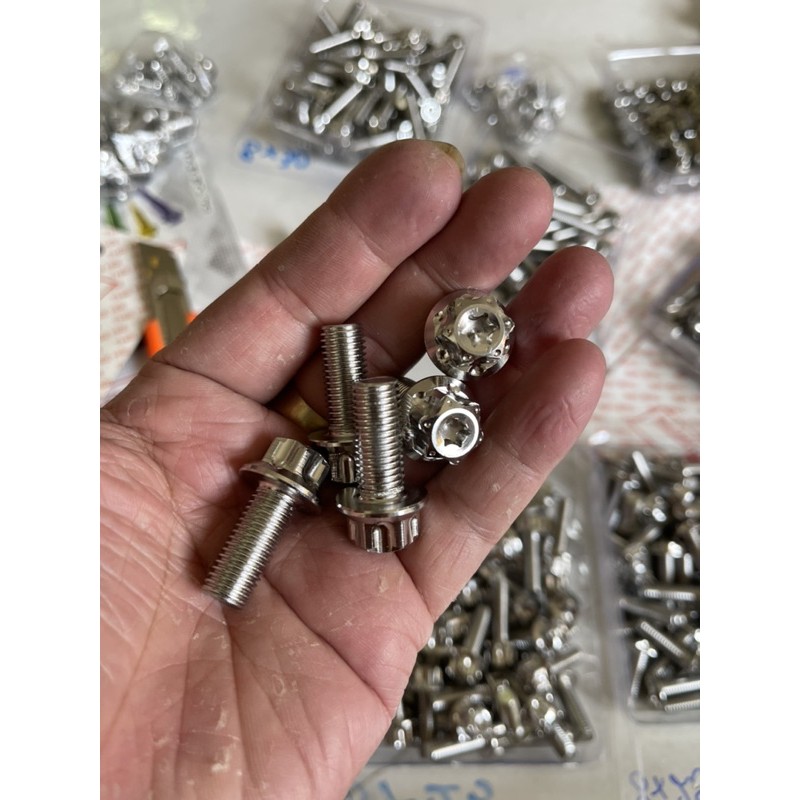 ốc  salaza thái  inox 304 8li25 8li30 8li40 8li50 8li60 10li23 trụ gắn  thông  dụng các  loại xe