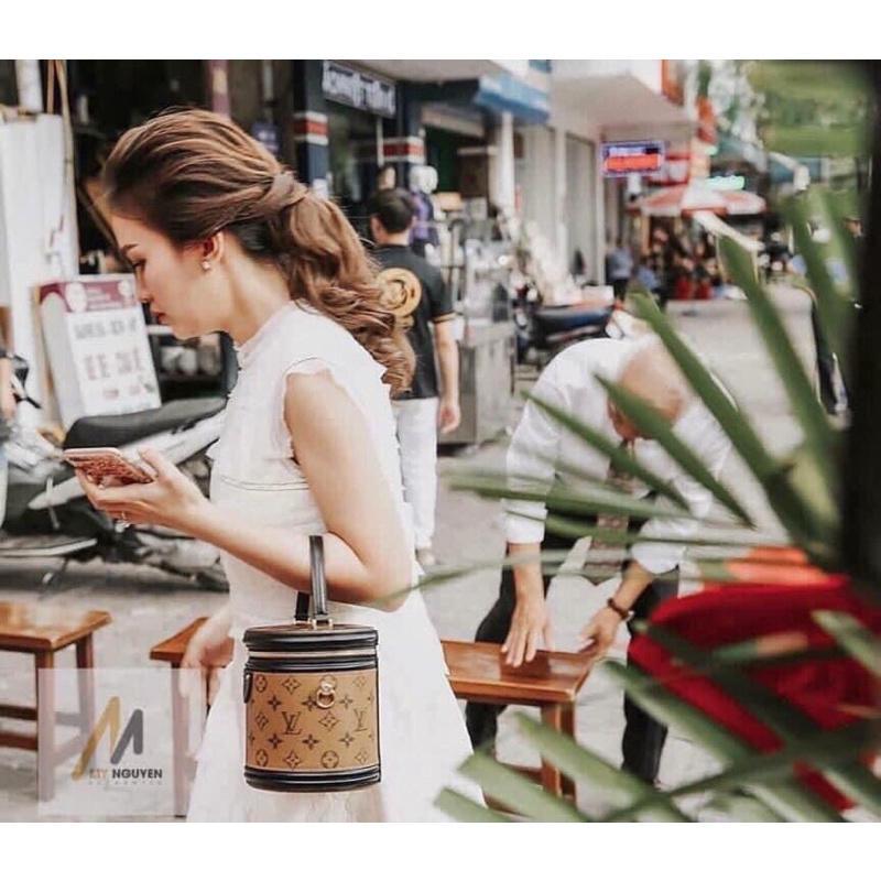 Túi lv cặp lồng tặng kèm khăn lụa