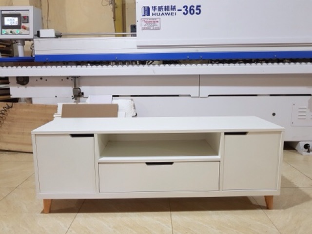 Kệ tivi hiện đại K135