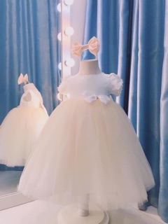 Đầm công chúa tay búp