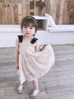 Váy bé gái cực xinh