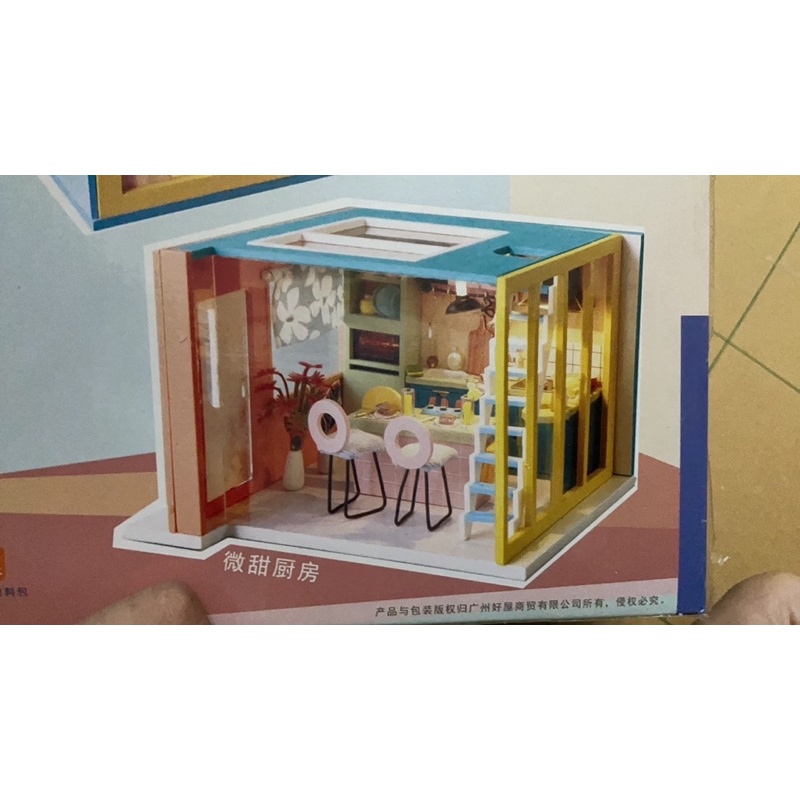 (tặng mica,đèn,keo sữa)Mô hình đô chơi nhà búp bê bé tự lắp ráp bằng gỗ diy doll house Tw31