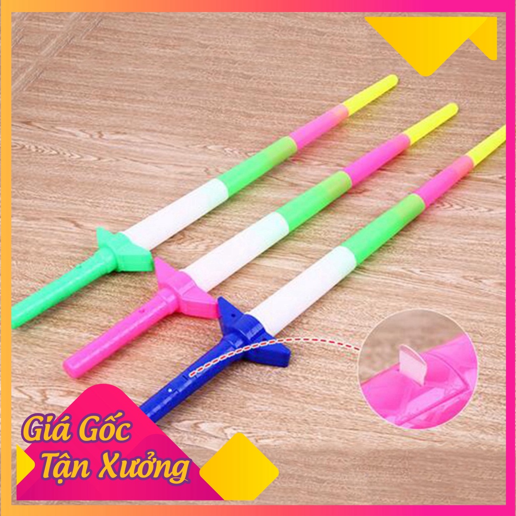 Thanh Kiếm công cụ giải trí 4 Đoạn Có đèn LED chiếu sáng chiếu sáng dành riêng cho Trẻ Em đã lắp pin