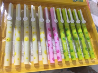 Bút máy hồng hà smile