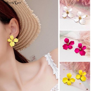 Bông tai hoa thanh lịch cho nữ
