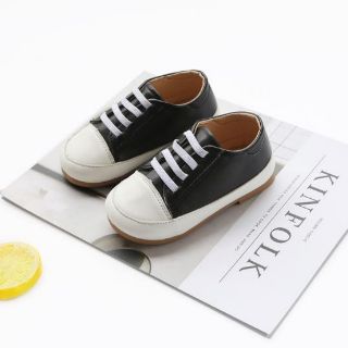 Giầy slip on bé trai bé gái