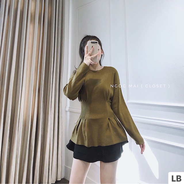 Áo len chiết eo