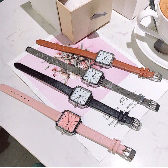 Đồng hồ ULZZANG nữ dây da mềm mặt vuông cổ điển (KÈM HỘP)