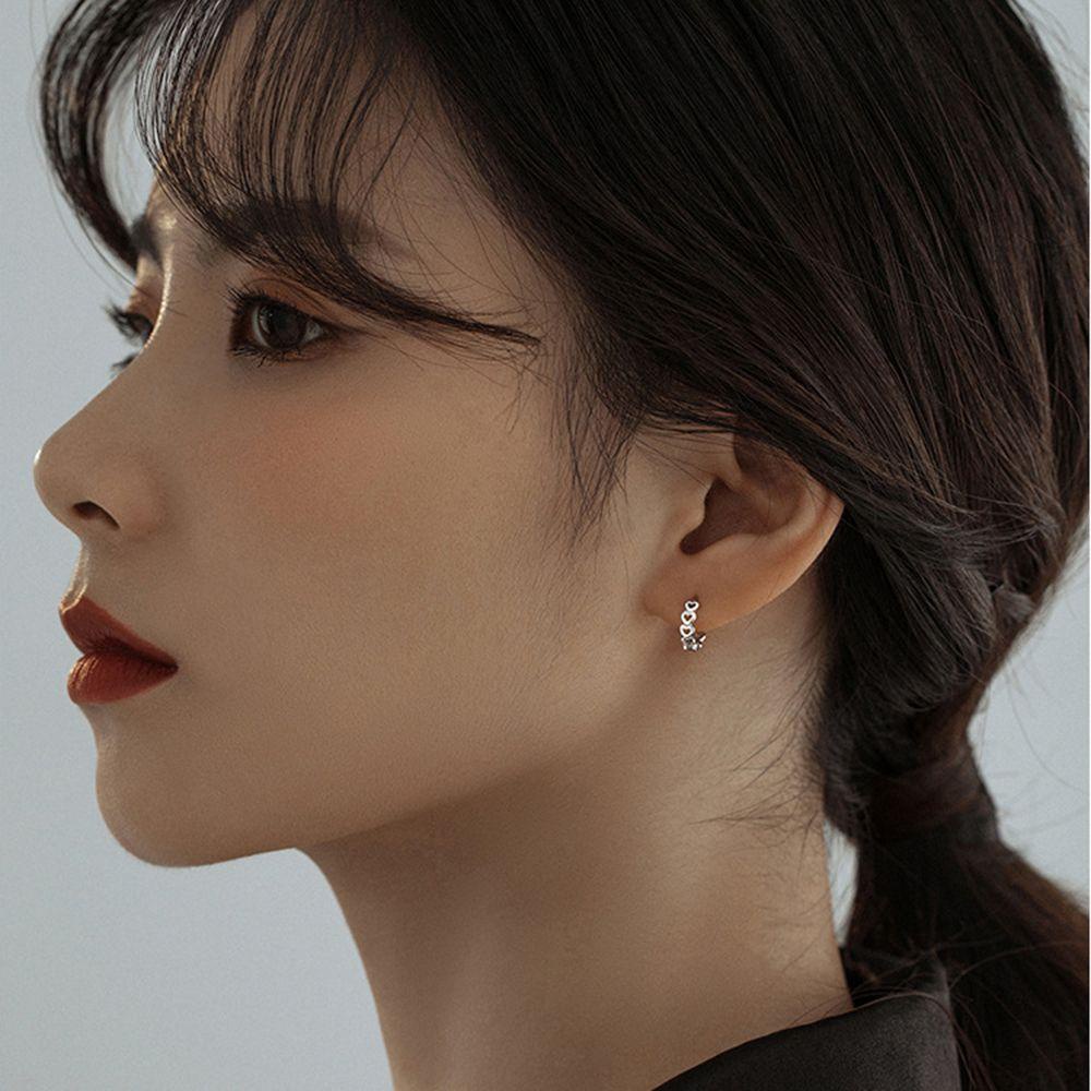 VANES1 Bông Tai Hình Tròn Họa Tiết Trái Tim Phong Cách Hàn Quốc Sang Trọng Thời Trang Cho Nữ