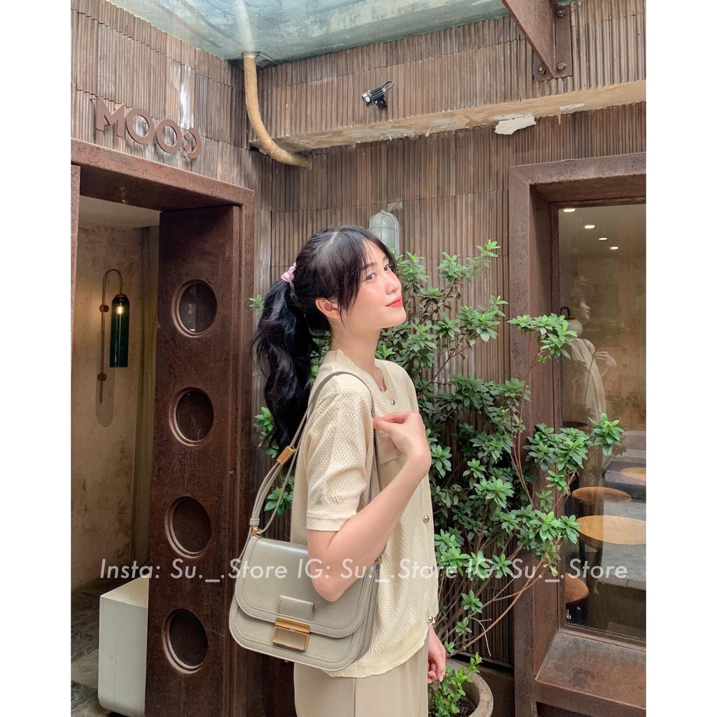 Áo len mỏng cổ tròn túi giả đính cúc A2326 SUSTORE