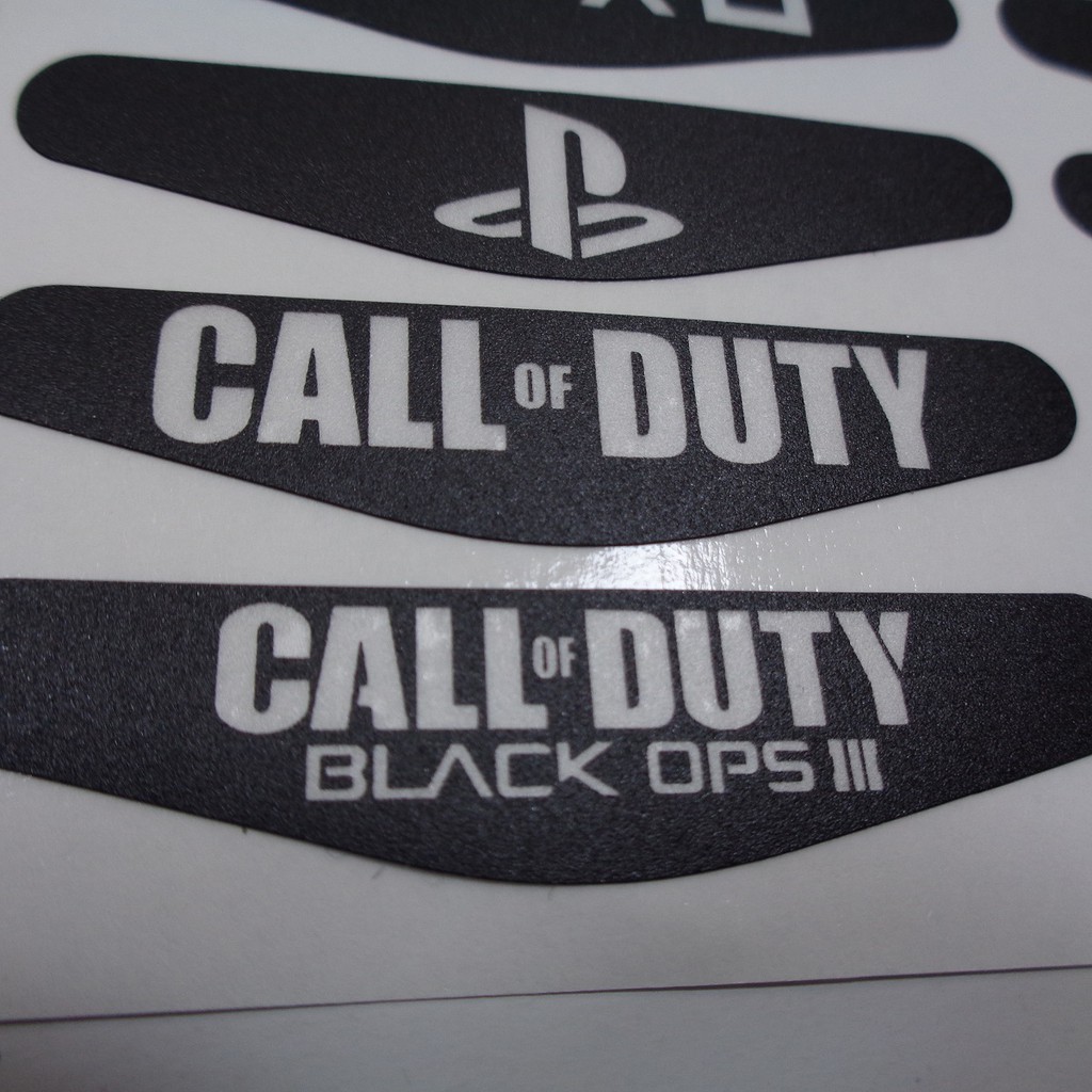 Sticker dán đèn LED tay cầm PS4 và PS4 Pro Slim Trắng đen Bán cặp | BigBuy360 - bigbuy360.vn