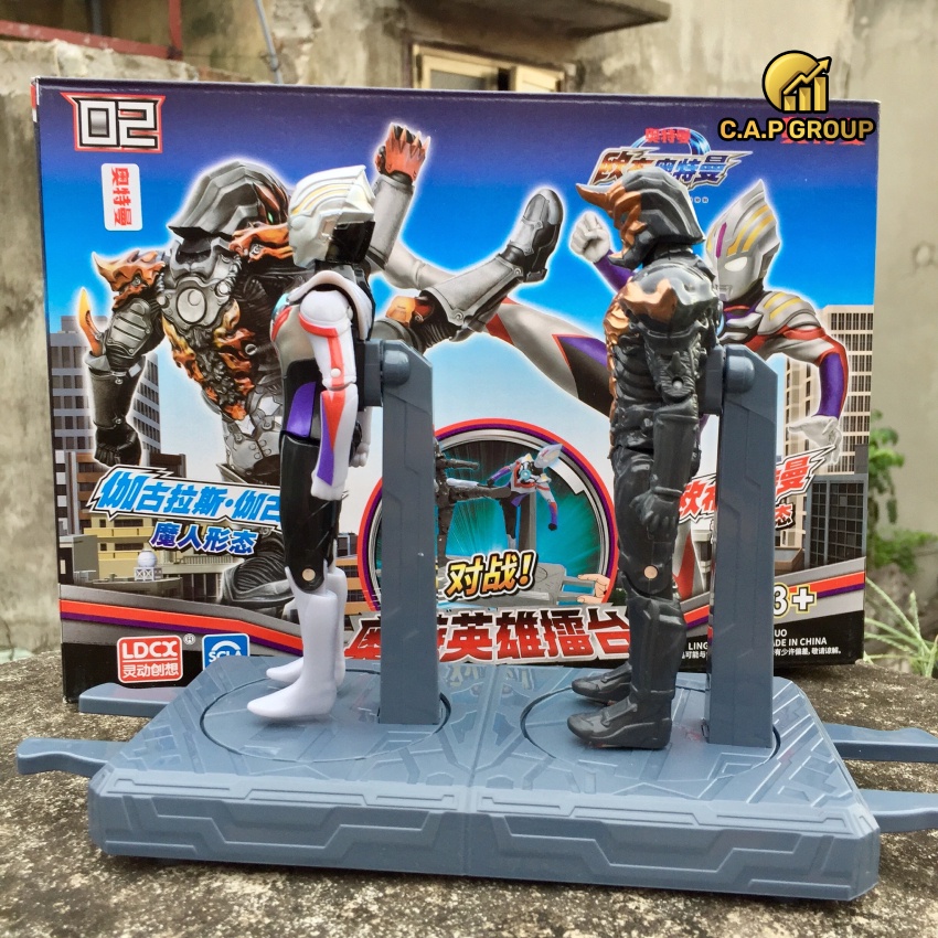 Bộ đồ chơi đấu trường Ultraman Arena Orb đánh nhau - II10