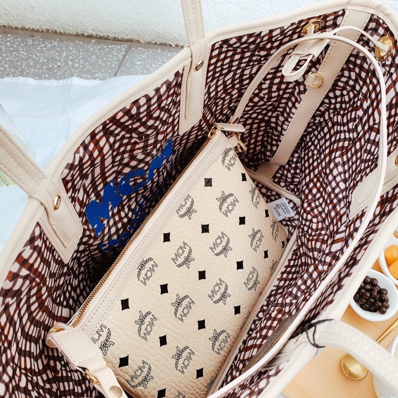 Túi Tote nữ da thật cấp của MCM