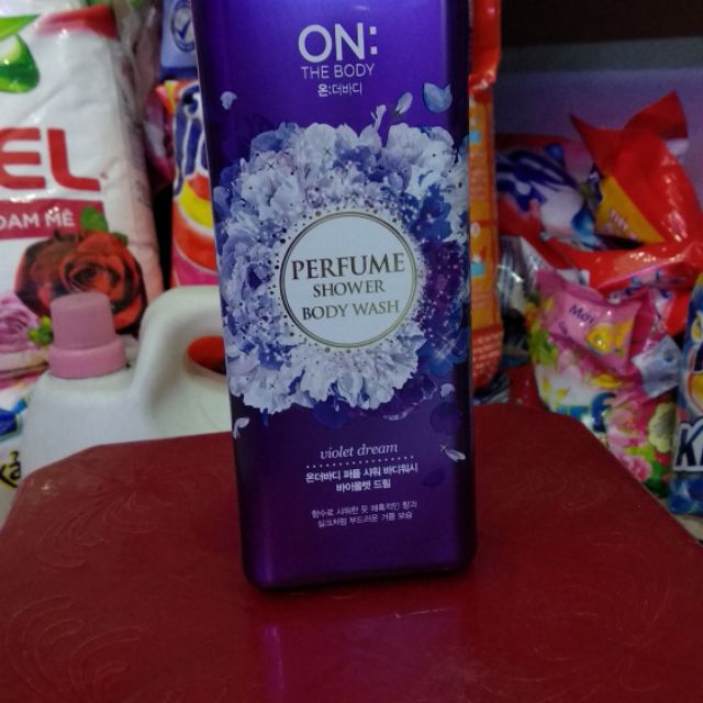 Sữa tắm ON: THE BODY 500 gr