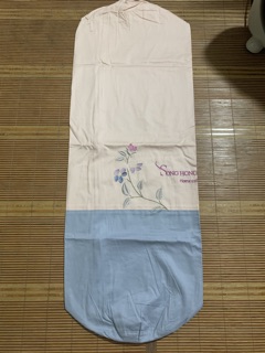 Vỏ gối ôm Sông Hồng