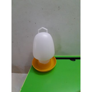 BÌnh đựng nước cho gà