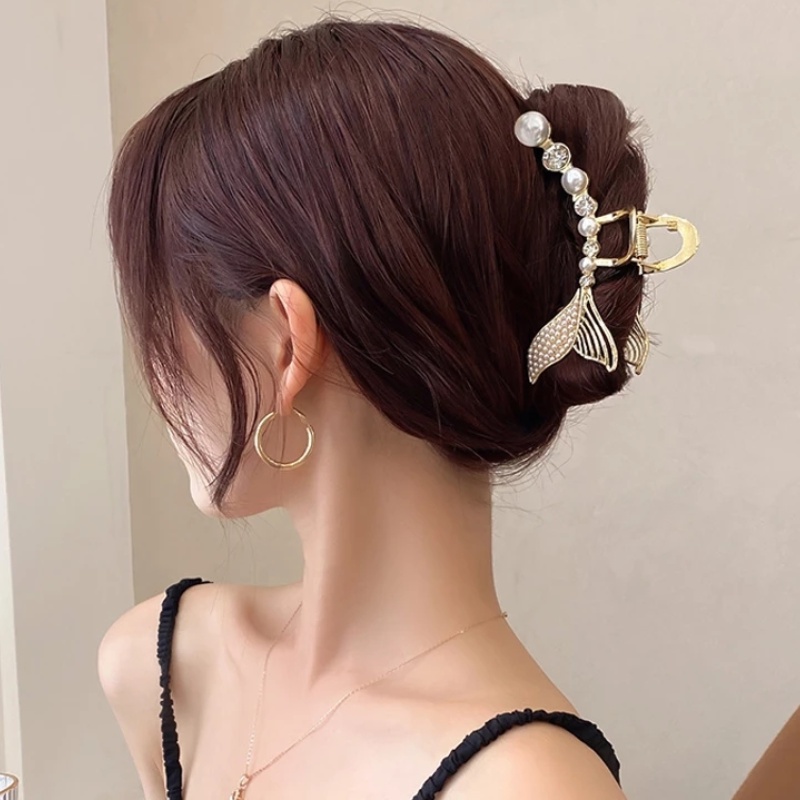 Kẹp tóc hình xương cá đính ngọc trai kiểu dáng thời trang thanh lịch cho nữ