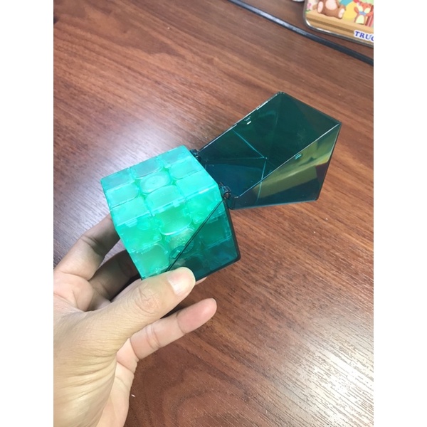 Gan 12 Maglev Peacock Limited Edition