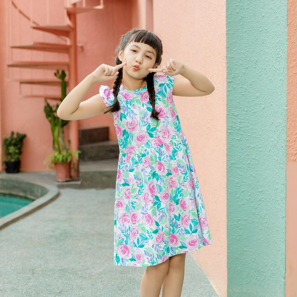 Đầm bé gái tay cánh tiên in hoa hồng, 18-40 kg, 100% cotton 4 chiều, A3