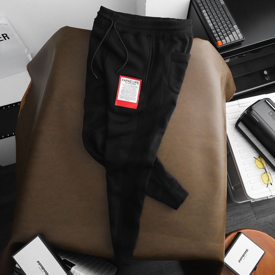 Quần Jogger Kojo Nam Tinh Tế Năng Động Cùng Với Điểm Nhấn Bên Hông Độc Đáo - FAPAS