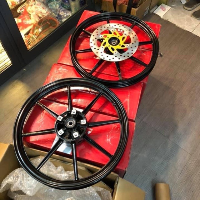 Mâm x1r 8 cây ex 150