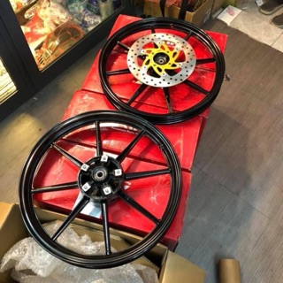 Mâm x1r 8 cây ex 150