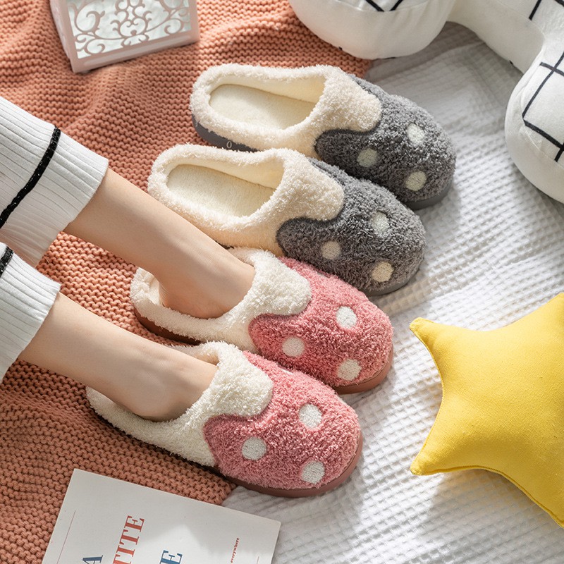 Dép Bông Đi Trong Nhà Họa Tiết Chấm Bi - Dép Bông Mang Trong Nhà Cực Êm