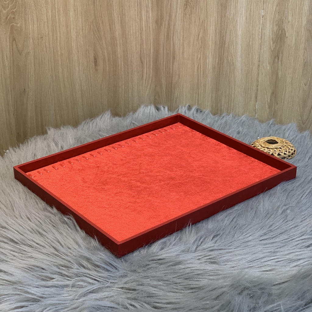 Khay Trưng Bày Dây Chuyền Có Móc Treo Vải Nhung Lụa Size 35x27x2cm (Không nắp)