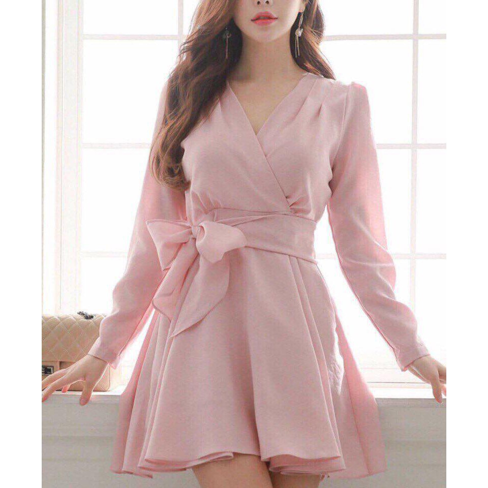 Đầm hồng tay dài cột eo