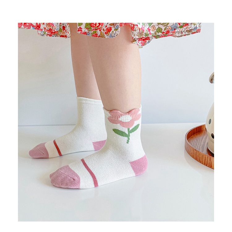 Set 5 tất KokoroCare MS-06 cotton hỗn hợp họa tiết hoa/ kẻ sọc/ màu tím/ thỏ dễ thương cho bé gái 1-8 tuổi size S/M/L