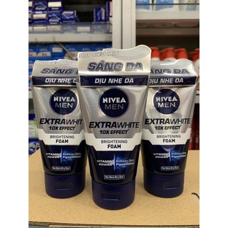 Sữa rửa mặt sáng da kiểm soát nhờn Nivea Men Extra White Oil Control Mud Foam 100g(mầu trắng)