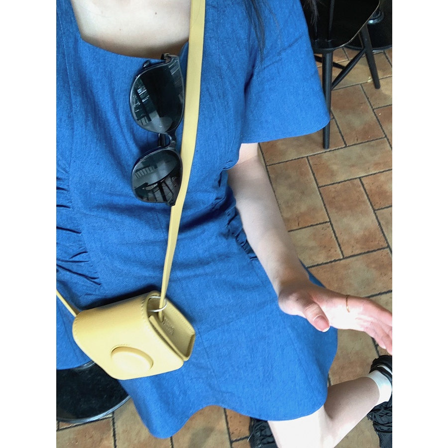 Đầm cổ vuông xanh blue cộc tay chữ A dáng xòe trơn năng động phong cách Hàn Quốc retro