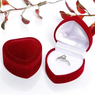 Hộp đựng nhẫn trái tim 0208