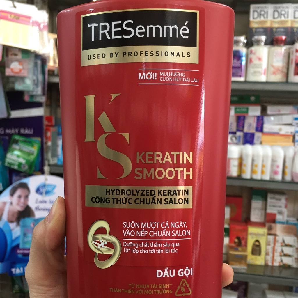 Dầu gội TRESemme Keratin Smooth tinh dầu Argan 825ml