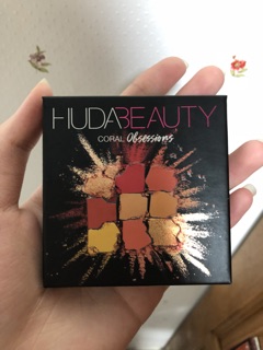 PHẤN MẮT HUDA BEAUTY CORAL OBSESSIONS
