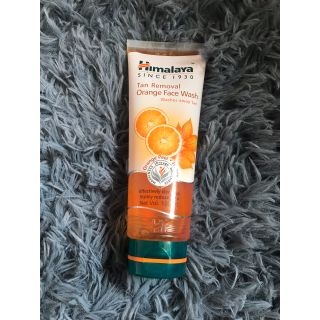 Sữa rửa mặt cam mật ong himalaya