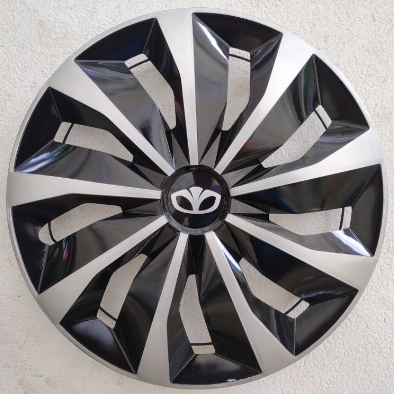 Ốp  mâm lazzang thể thao R13  có logo cho xe ô tô, moning, spark, getz màu bạc đen.