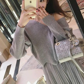 Set váy len ghi gấu ren (bán cả set)