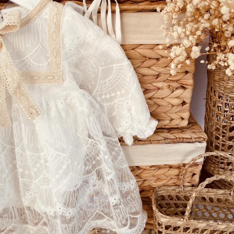 Váy công chúa ren mềm sang xịn mịn cho bé từ 3 --> 13kg