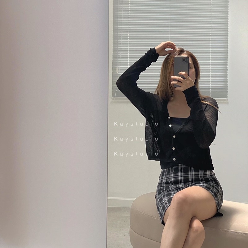 ÁO KHOÁC TAY DÀI DỆT KIM ĐEN - AKTDDKD