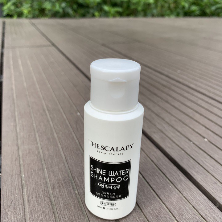 Dầu gội thảo dược Shine water 60ml,tiện mang đi du lịch, cho tóc suôn mượt, an toàn cho bà bầu | BigBuy360 - bigbuy360.vn