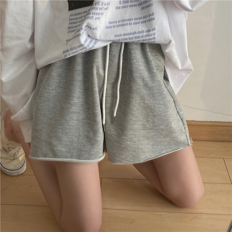Quần short lưng thun phong cách thời trang dễ thương, năng động dành cho nữ