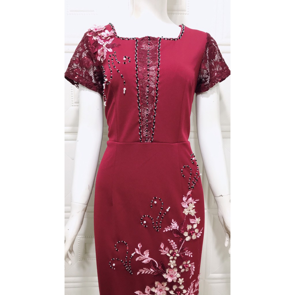 Đầm trung niên nữ thiết kế cổ vuông