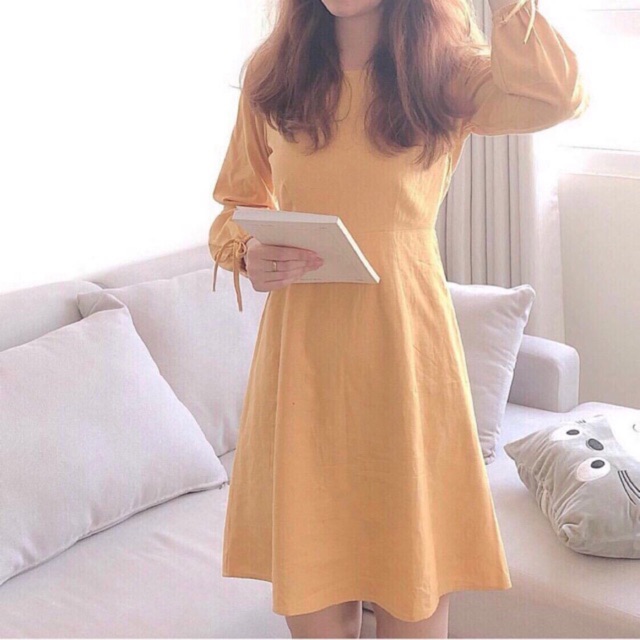 Đầm vàng xoè basic 2 lớp dày dặn