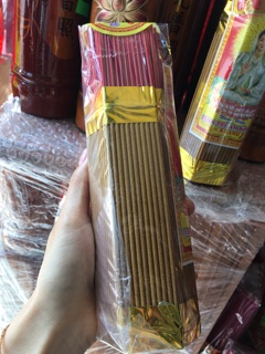 Nhang thơm 2 tấc ít tàn,ít khói