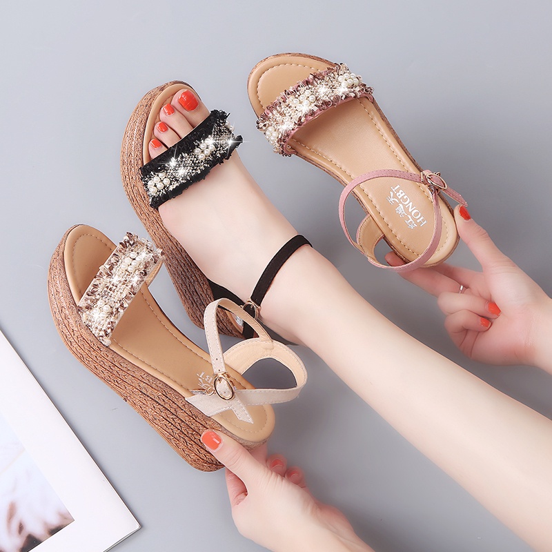 Xăng đan Đế Xuồng Thấm Hút Mồ Hôi Thoải Mái Thời Trang Cho Nữ