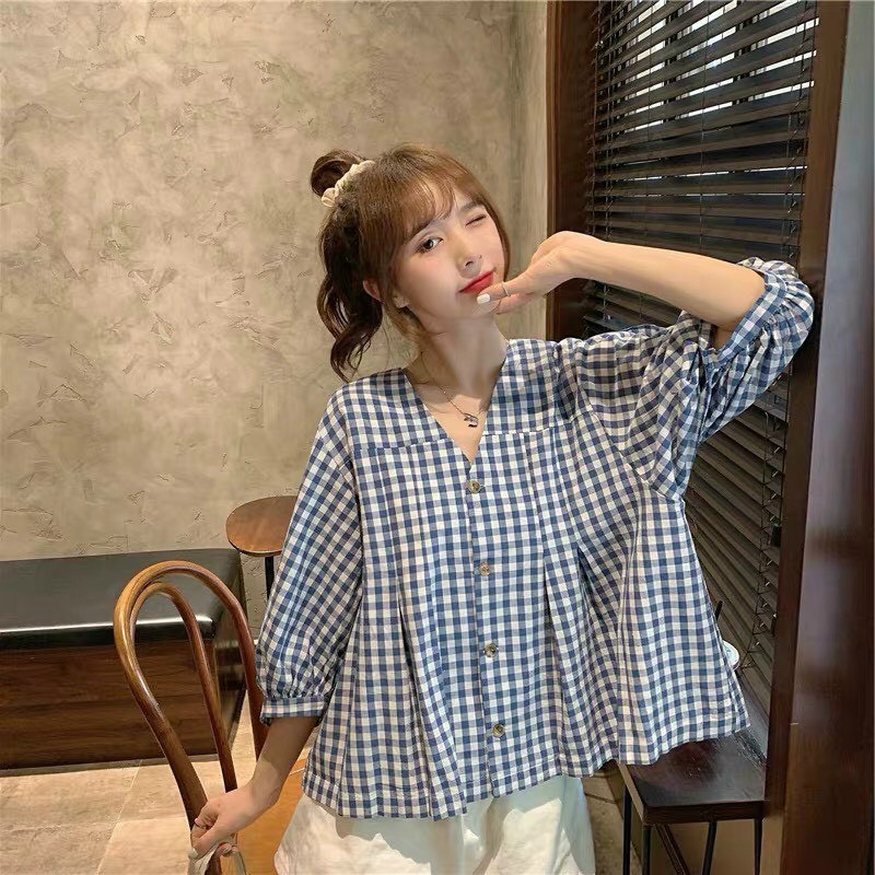 Set Áo Peplum Caro Kết Hợp Quần Short Trắng-Bộ Đồ Đùi Kiểu Dáng Hiện Đại, Nhẹ Nhàng Cho Các Cô Nàng Tung Tăng Dạo Phố